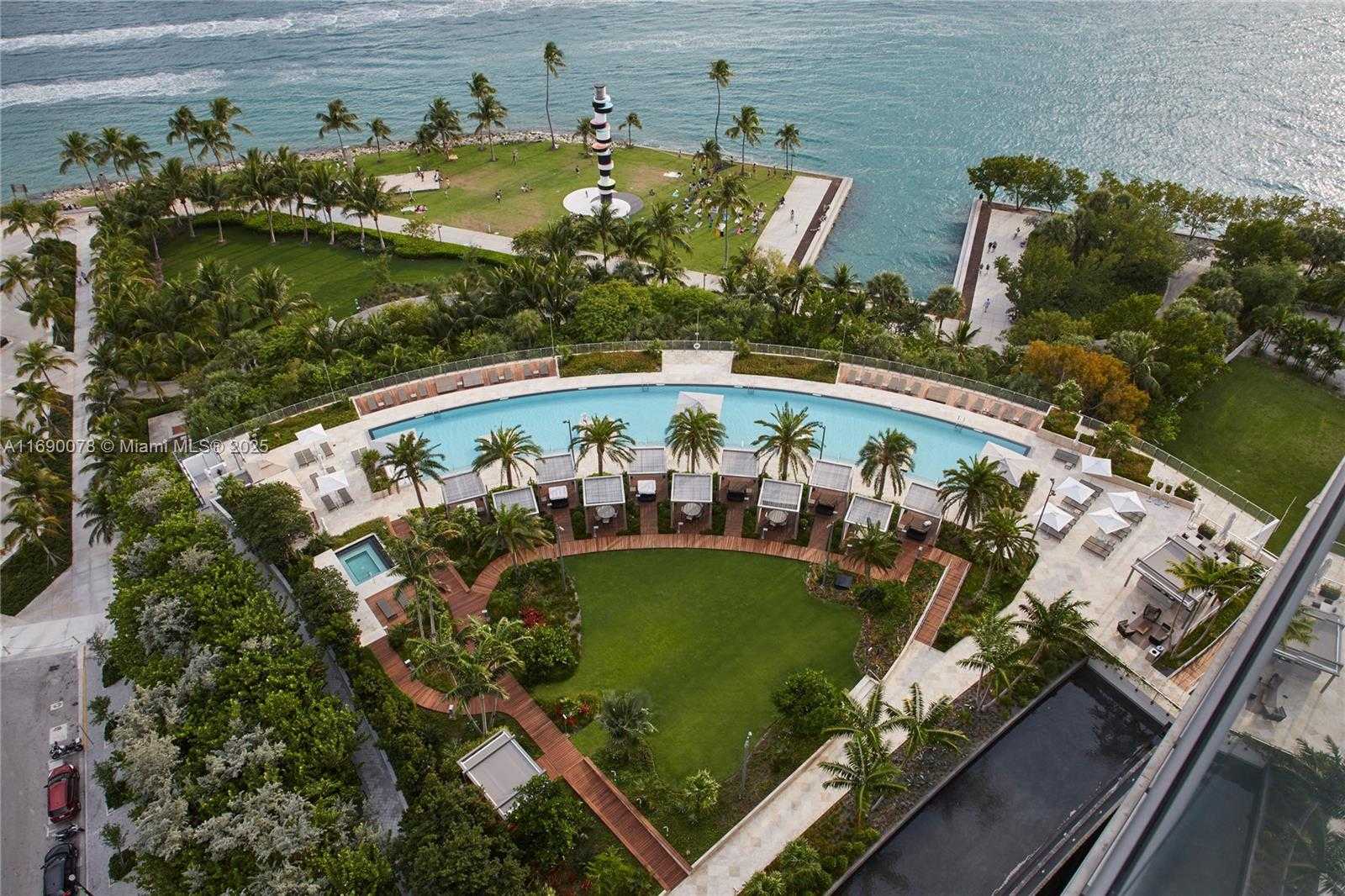 Small Image of 800 SOUTH POINTE DR #2002, Miami Beach Number 73