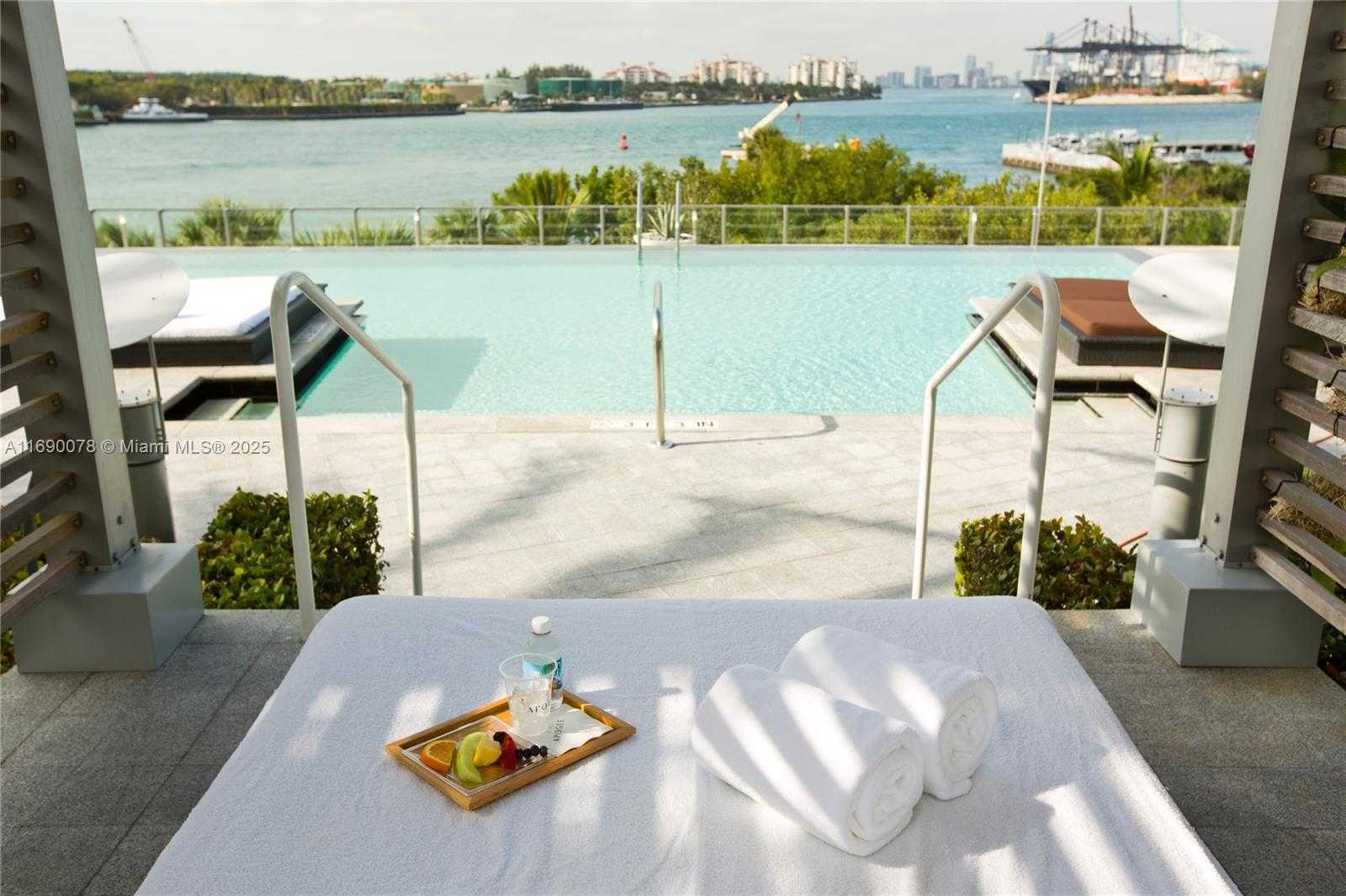 Small Image of 800 SOUTH POINTE DR #2002, Miami Beach Number 76