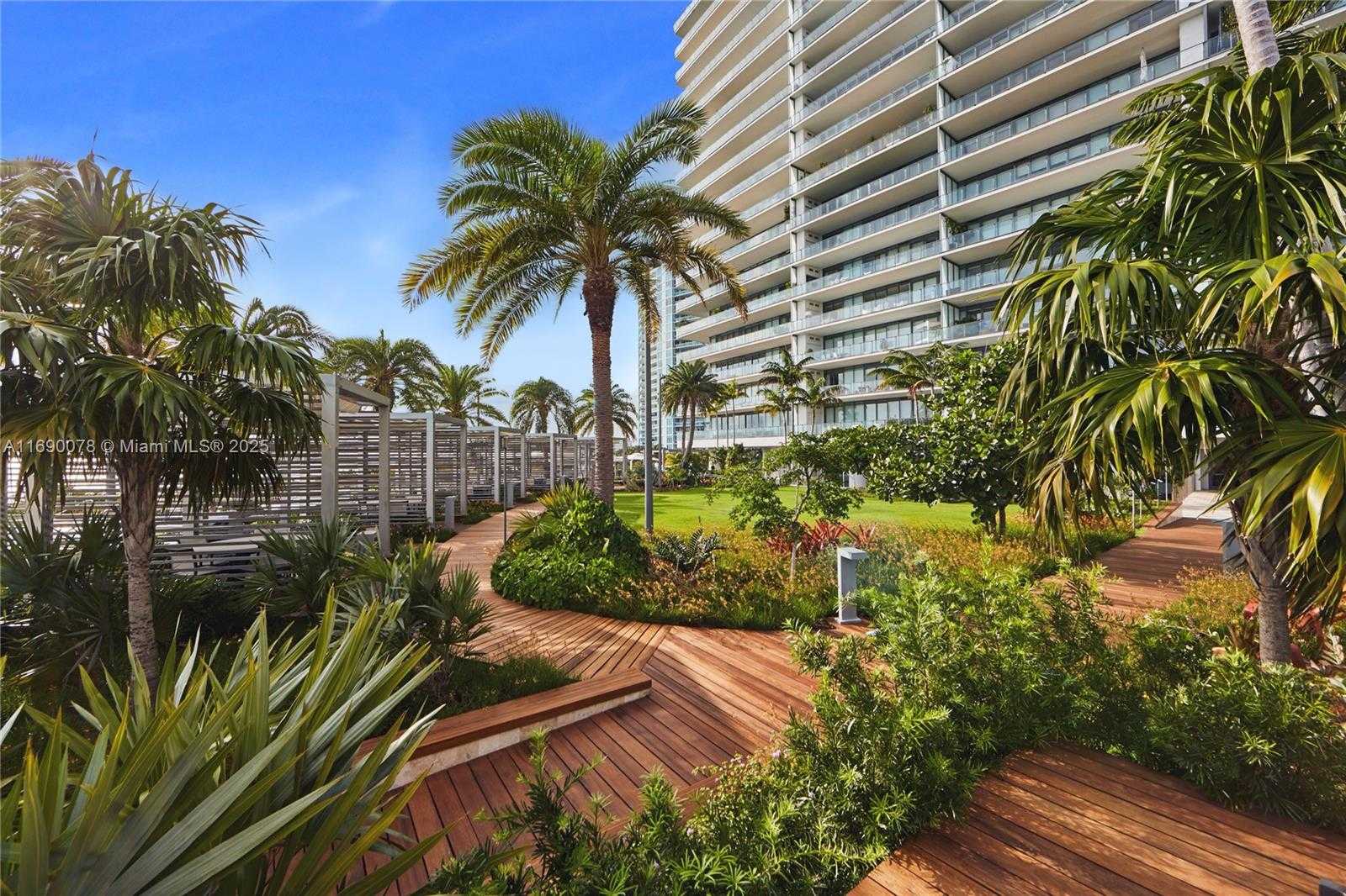 Small Image of 800 SOUTH POINTE DR #2002, Miami Beach Number 79