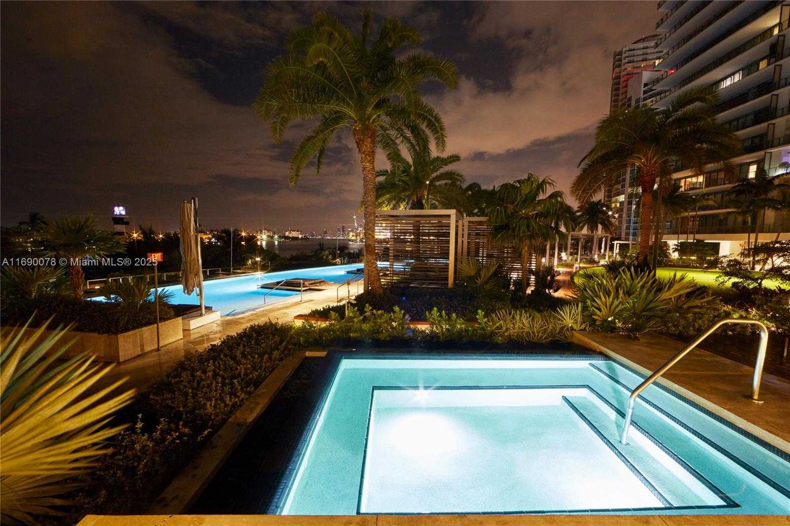 Small Image of 800 SOUTH POINTE DR #2002, Miami Beach Number 92