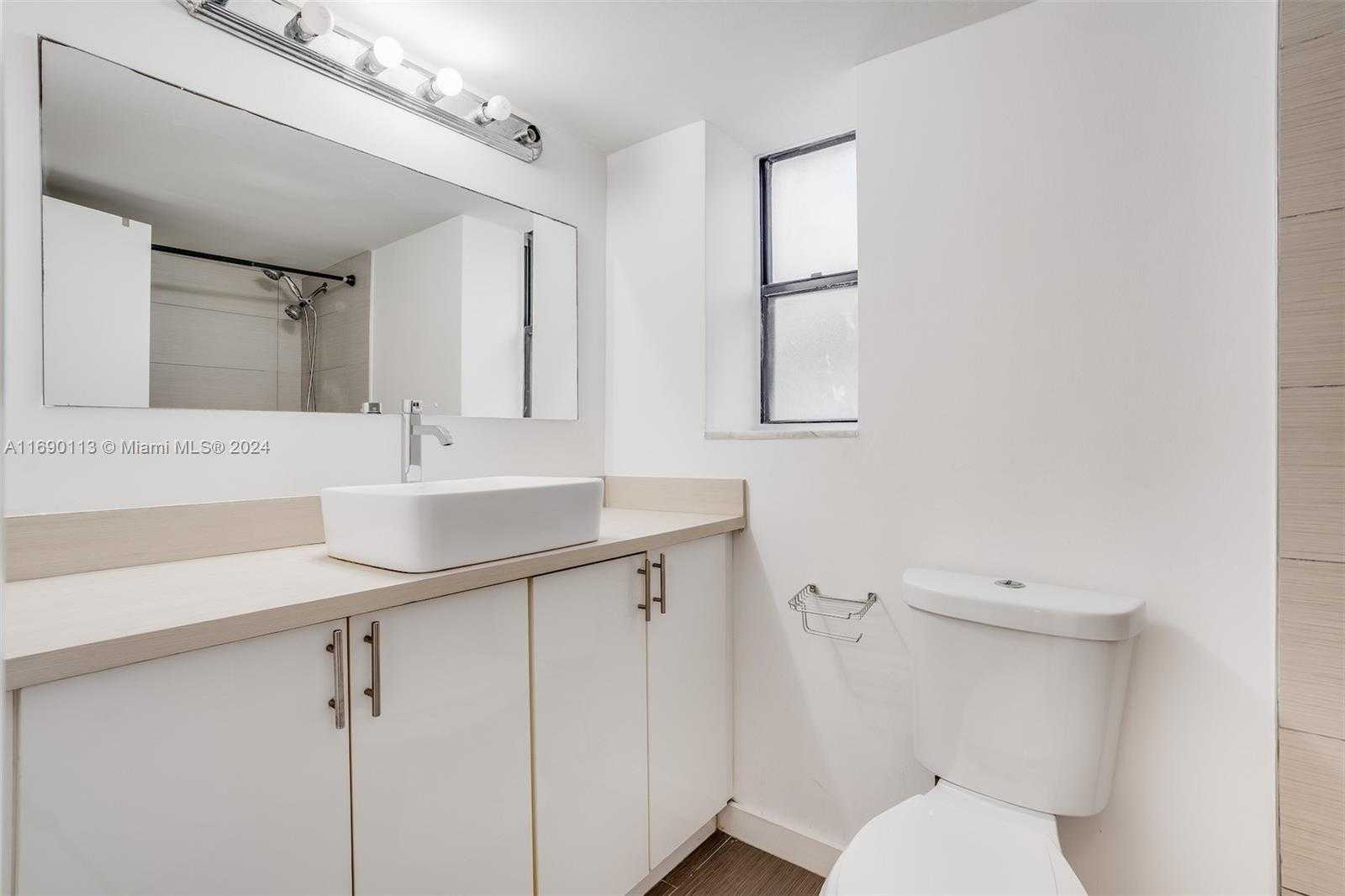 Small Image of 20350 WEST COUNTRY CLUB DR #120-4, Aventura Number 16