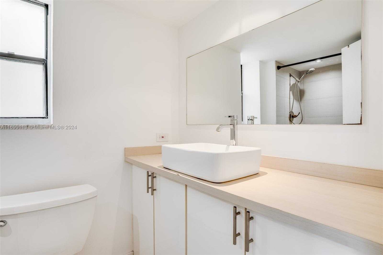 Small Image of 20350 WEST COUNTRY CLUB DR #120-4, Aventura Number 18