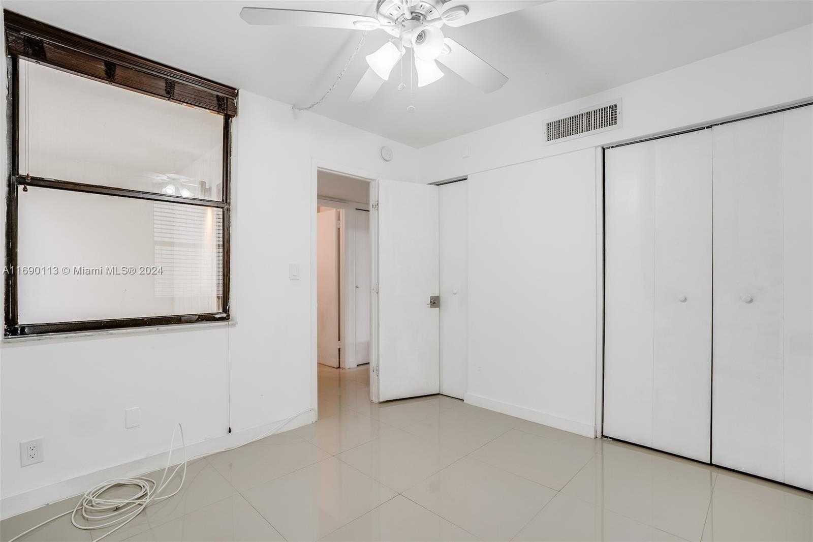 Small Image of 20350 WEST COUNTRY CLUB DR #120-4, Aventura Number 22