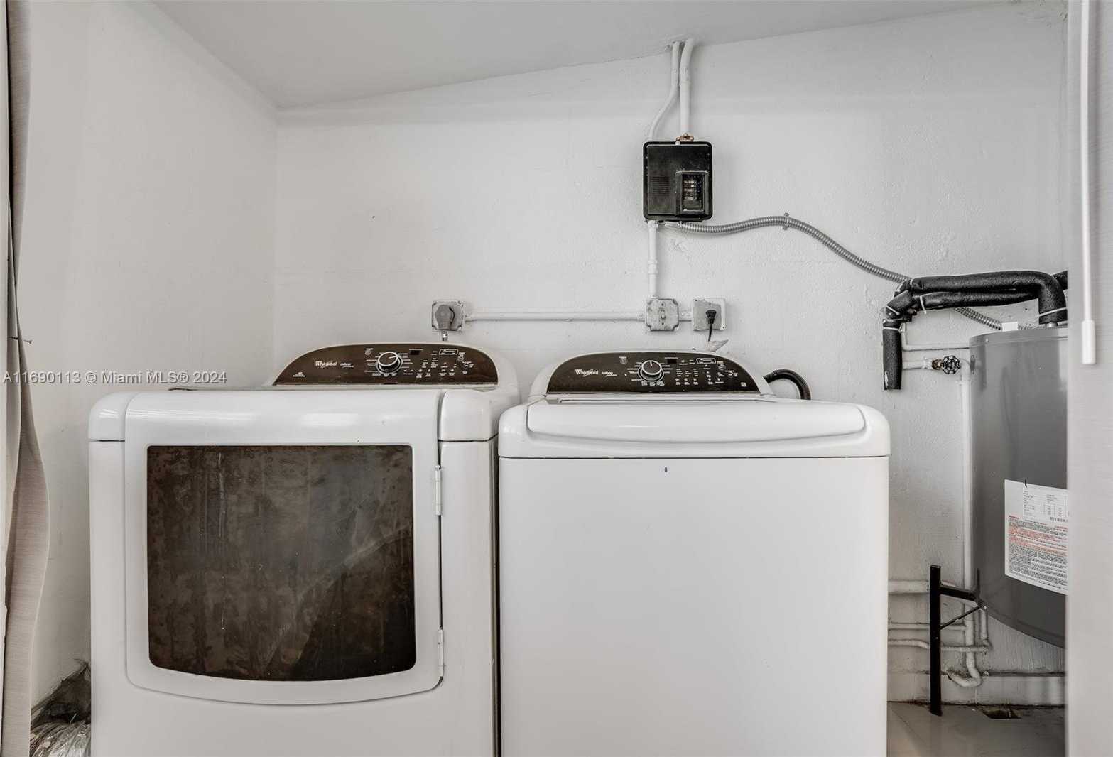 Small Image of 20350 WEST COUNTRY CLUB DR #120-4, Aventura Number 9