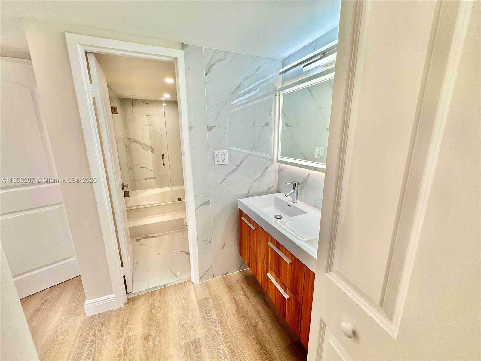 Small Image of 16546 NORTH EAST 26TH AVE #3G, North Miami Beach Number 12