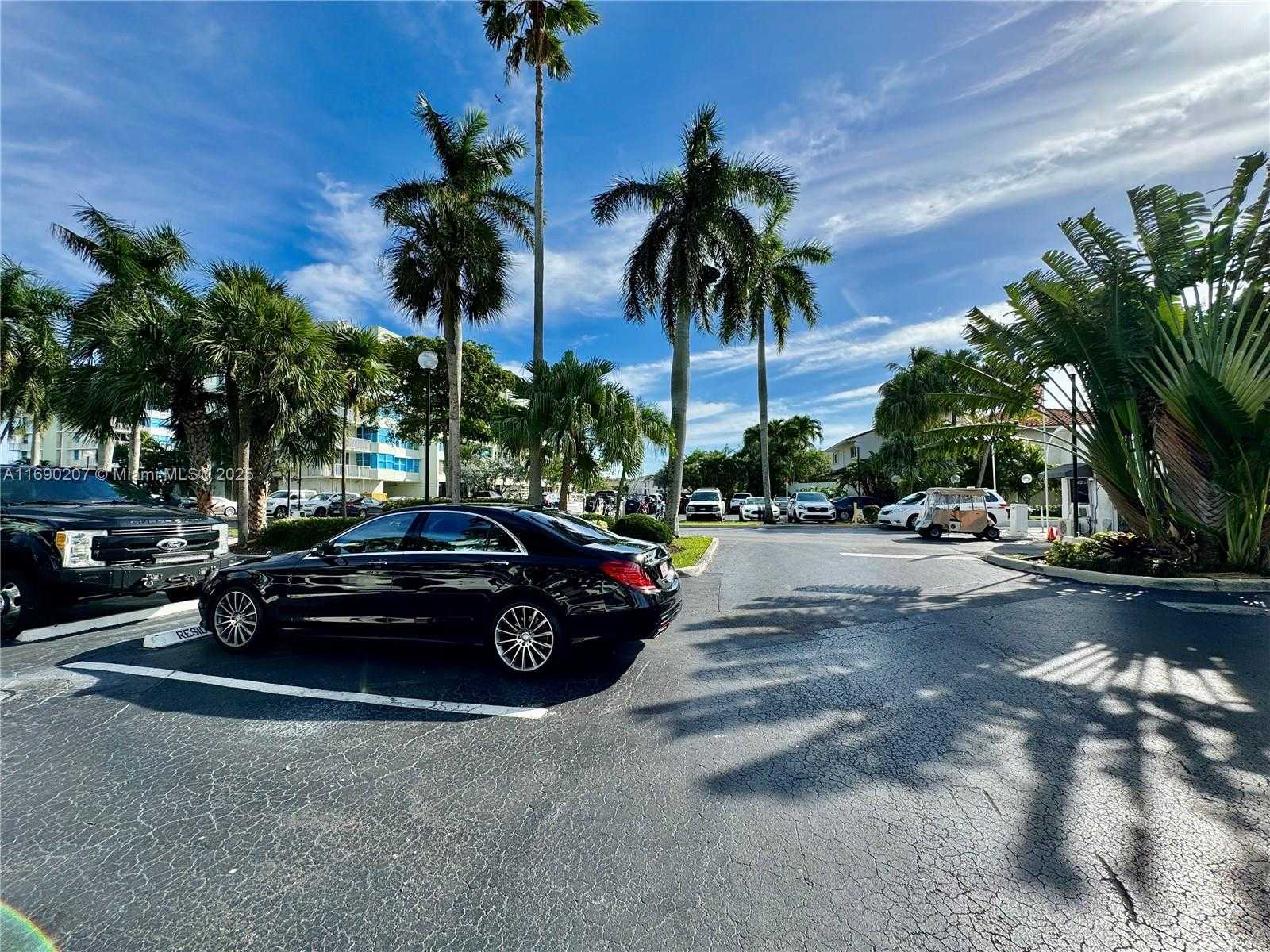 Small Image of 16546 NORTH EAST 26TH AVE #3G, North Miami Beach Number 38