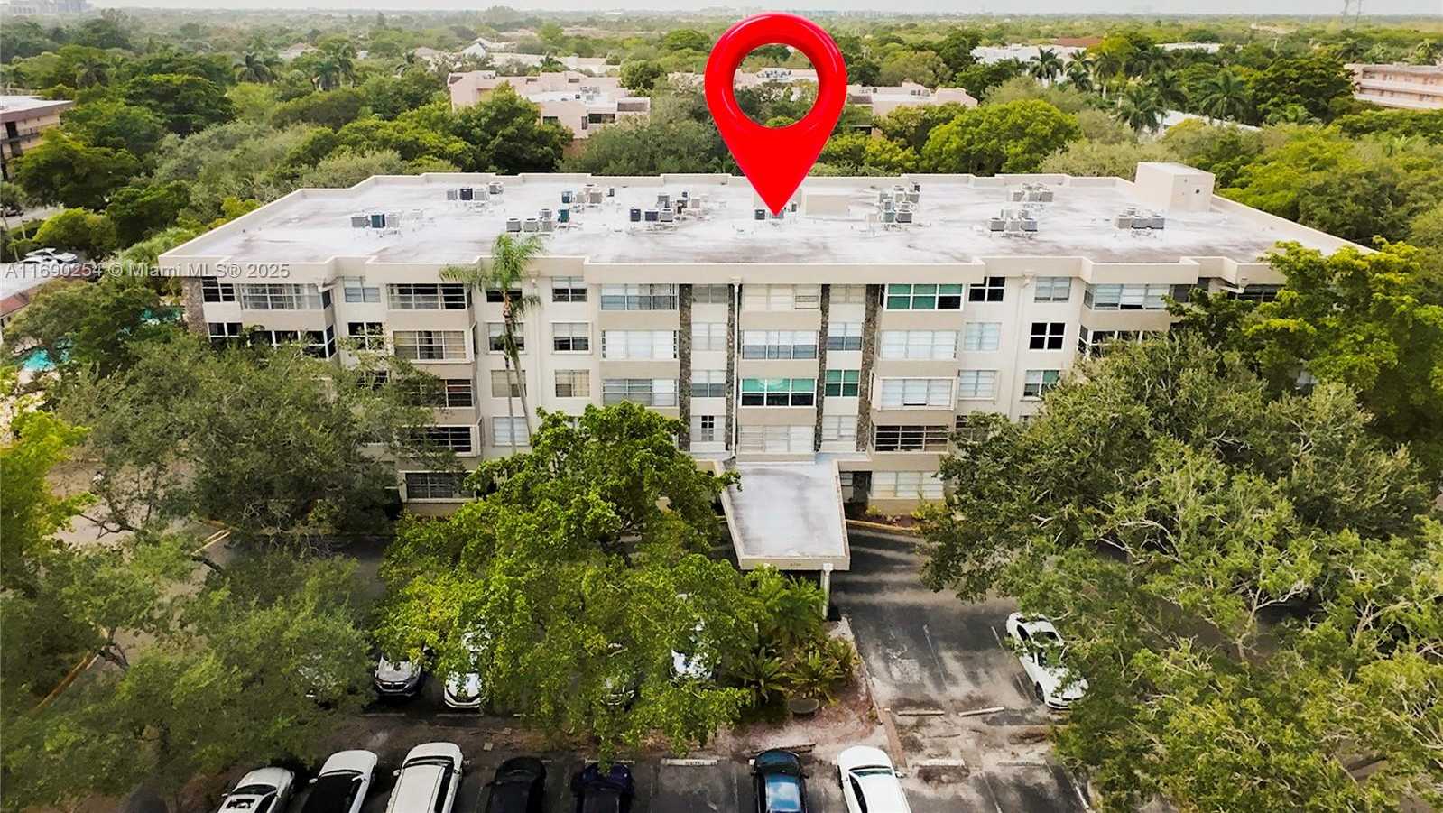 Small Image of 6700 CYPRESS RD #107, Plantation Number 2