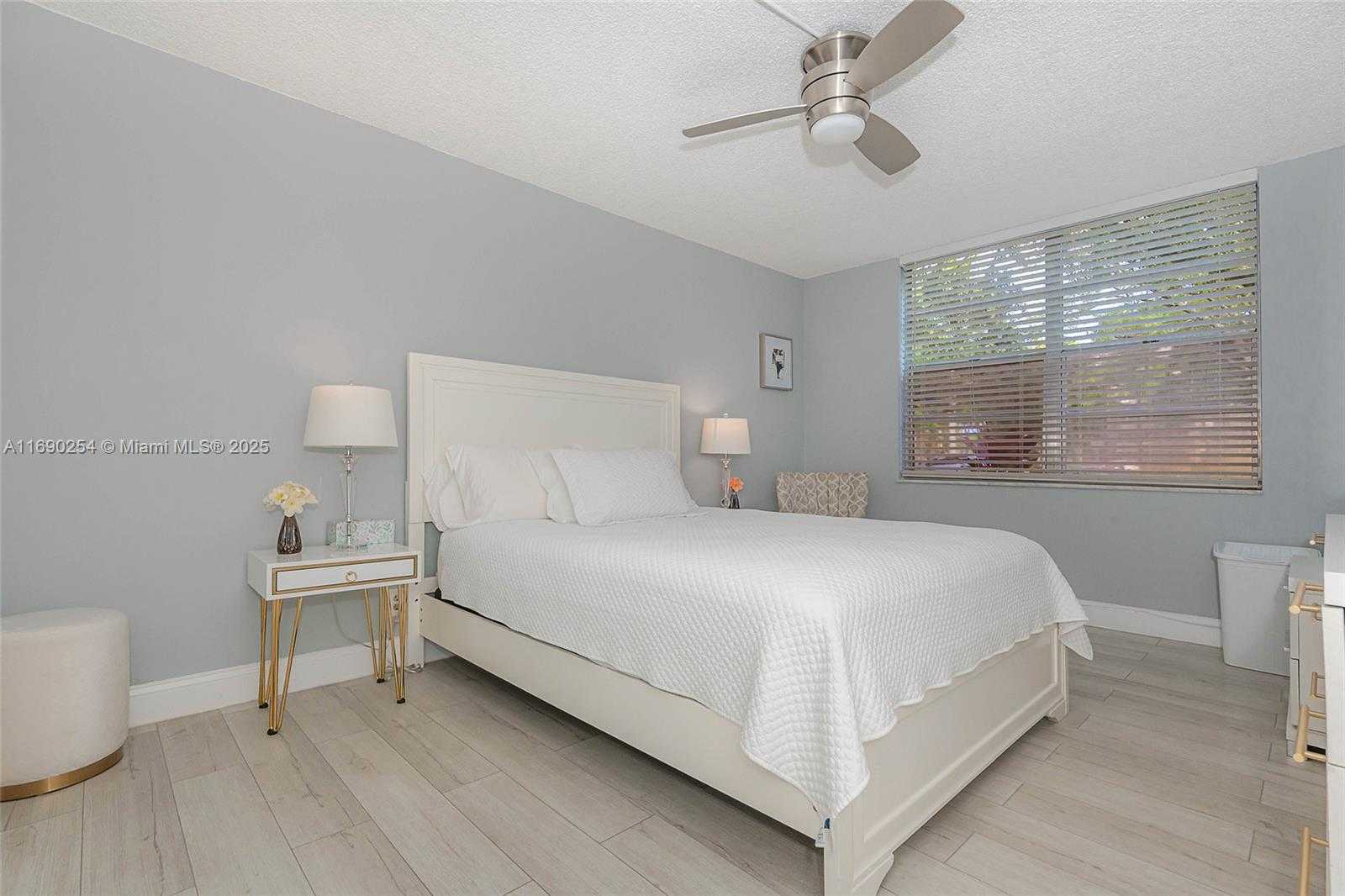 Small Image of 6700 CYPRESS RD #107, Plantation Number 23