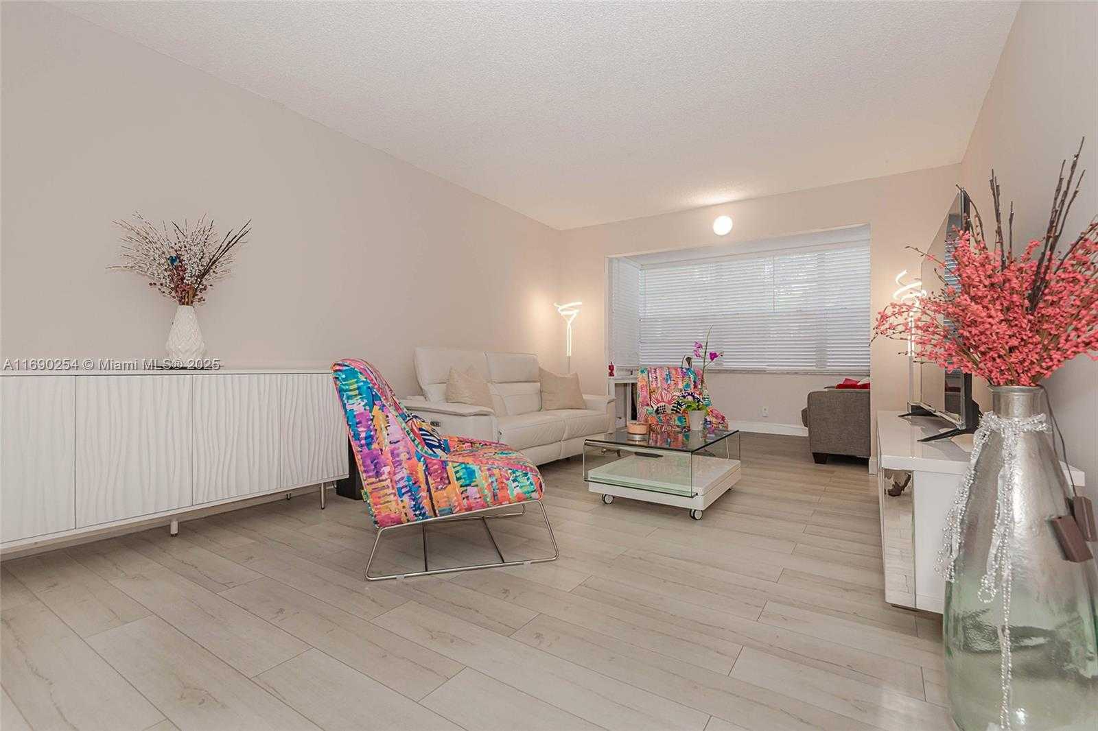 Small Image of 6700 CYPRESS RD #107, Plantation Number 9