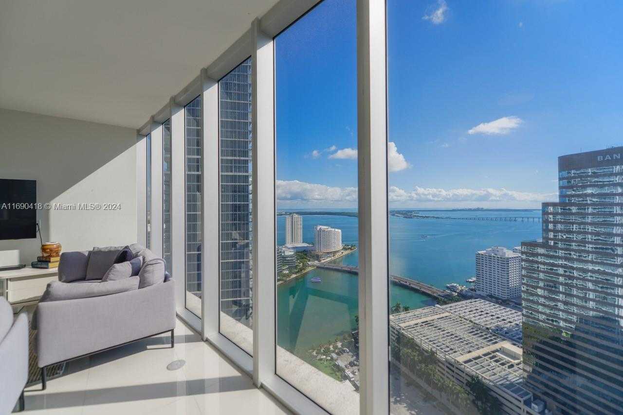 Small Image of 485 BRICKELL AVE #3708, Miami Number 2