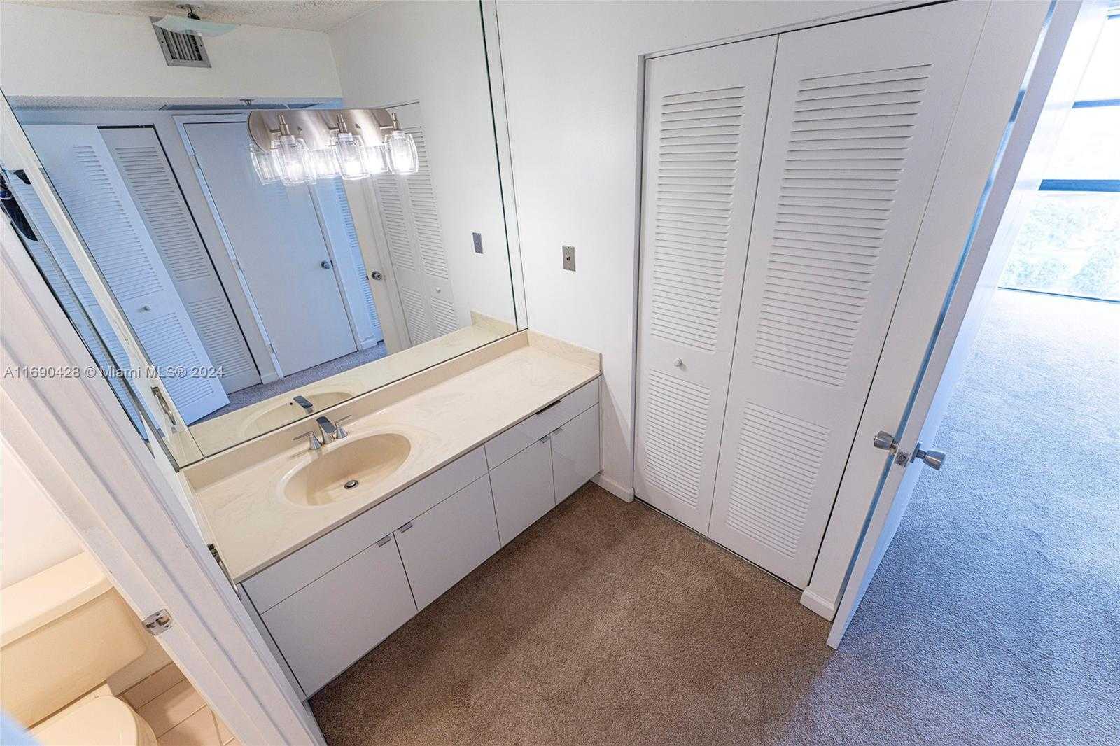 Small Image of 20225 NORTH EAST 34TH CT #1711, Aventura Number 14