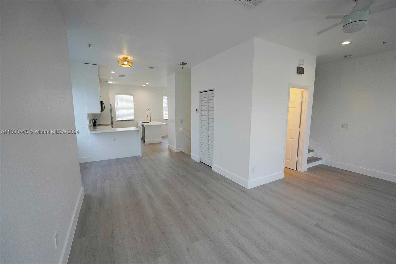 Small Image of 123 HARBORS WAY, Boynton Beach Number 18