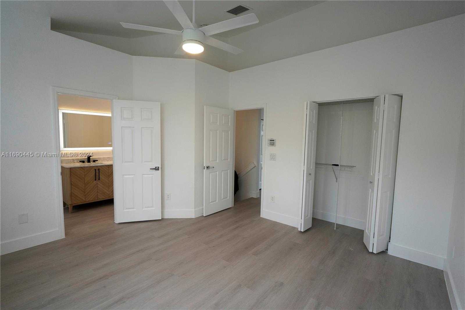 Small Image of 123 HARBORS WAY, Boynton Beach Number 30