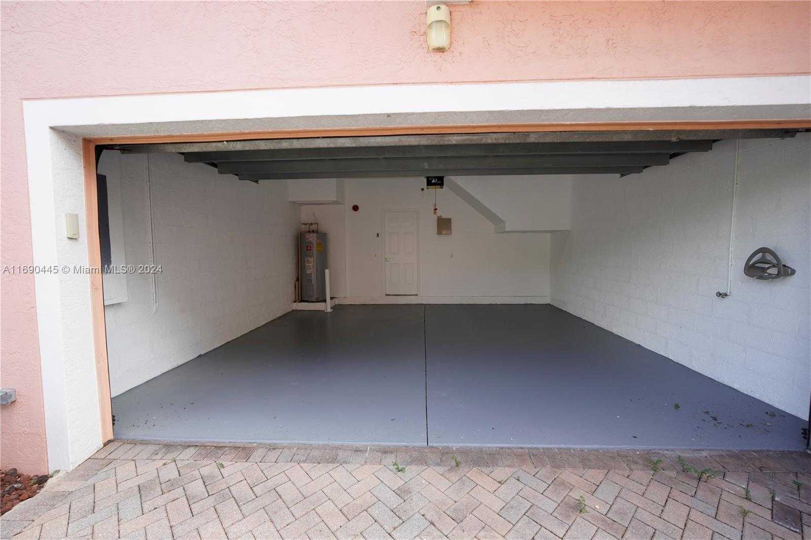 Small Image of 123 HARBORS WAY, Boynton Beach Number 9