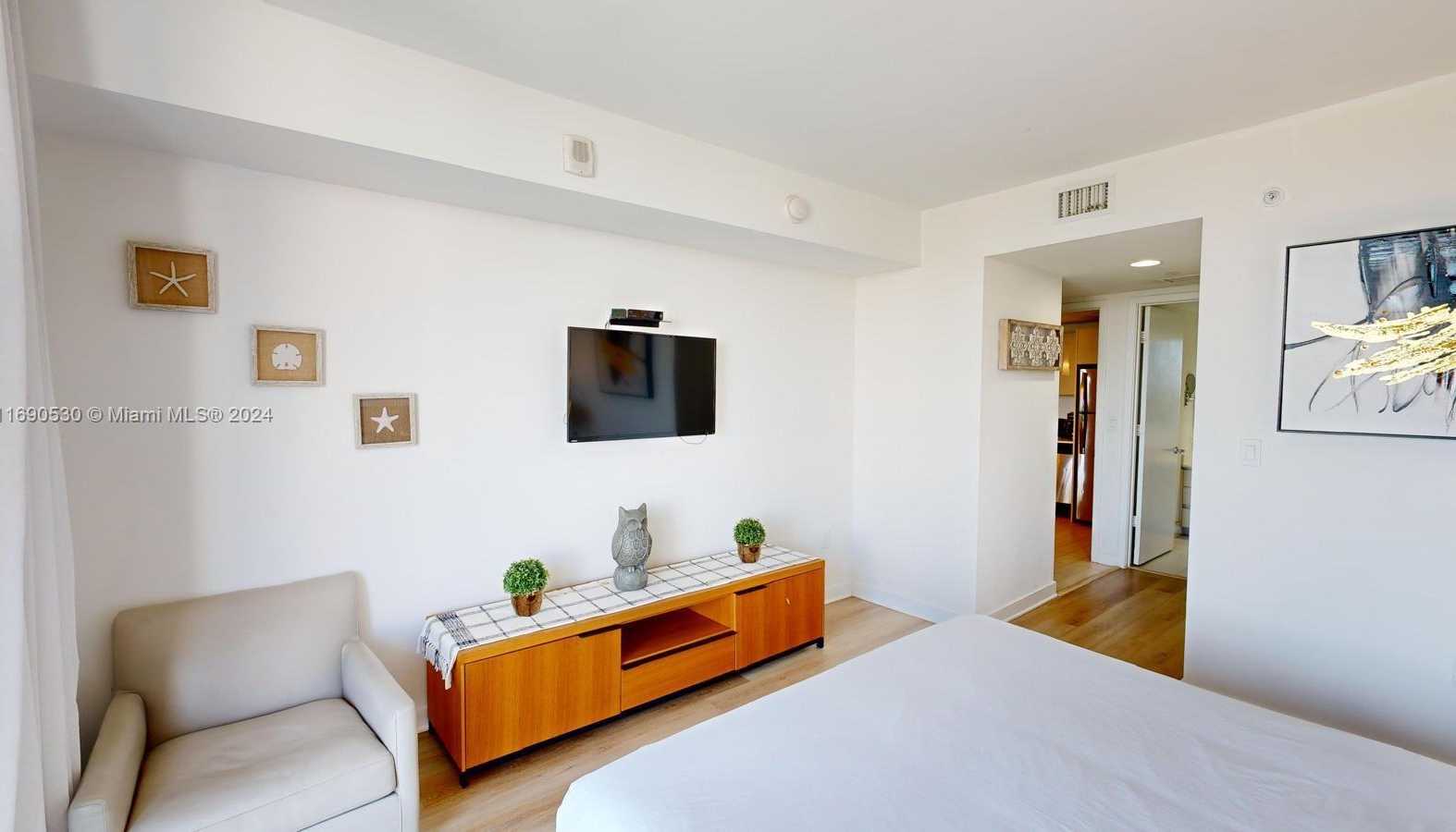 Small Image of 2602 EAST HALLANDALE BEACH BLVD #R610, Hallandale Beach Number 6