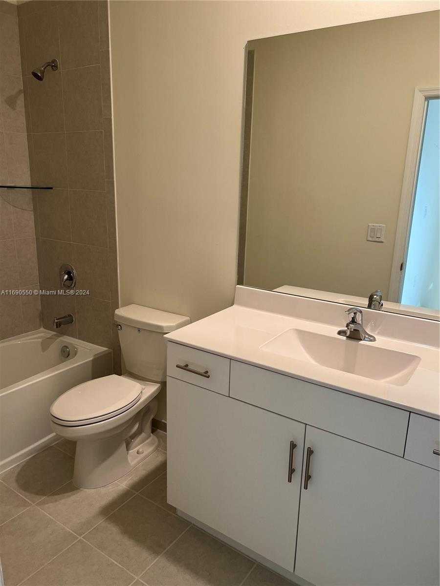 Small Image of 11447 WEST 34TH CT, Hialeah Number 31