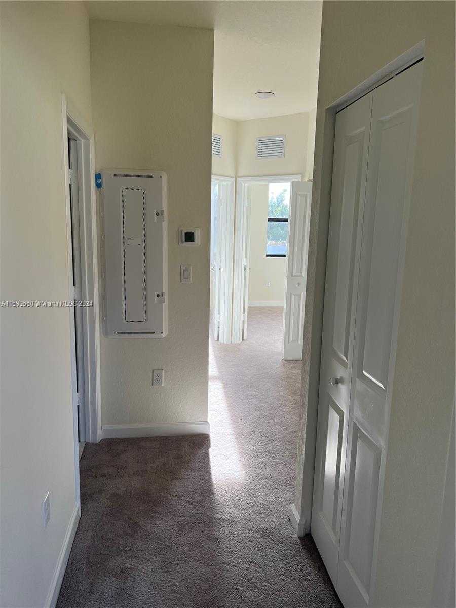 Small Image of 11447 WEST 34TH CT, Hialeah Number 43