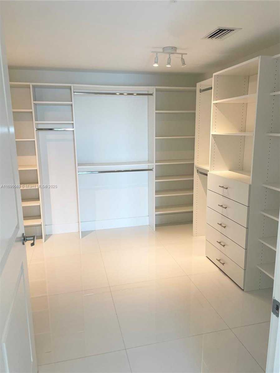 Small Image of 400 SUNNY ISLES BLVD #1002, Sunny Isles Beach Number 10
