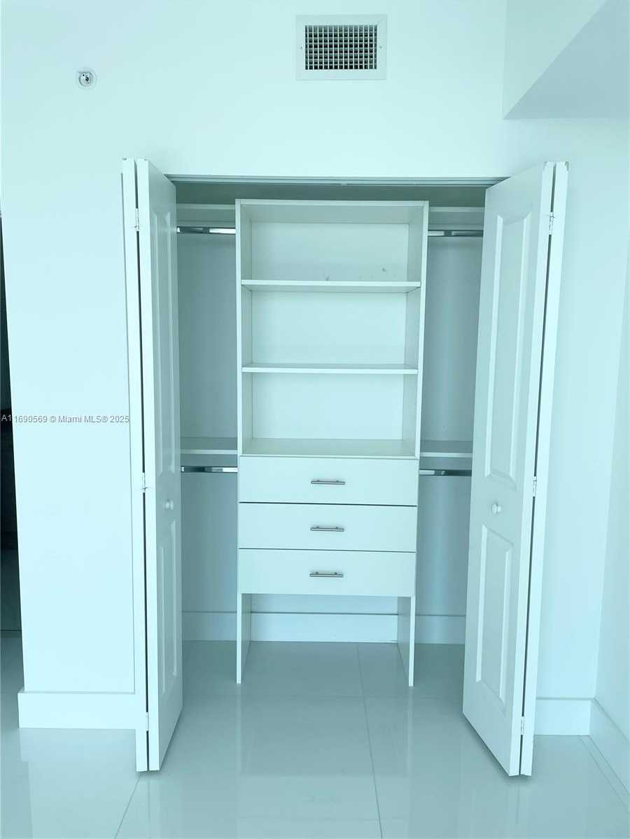 Small Image of 400 SUNNY ISLES BLVD #1002, Sunny Isles Beach Number 15