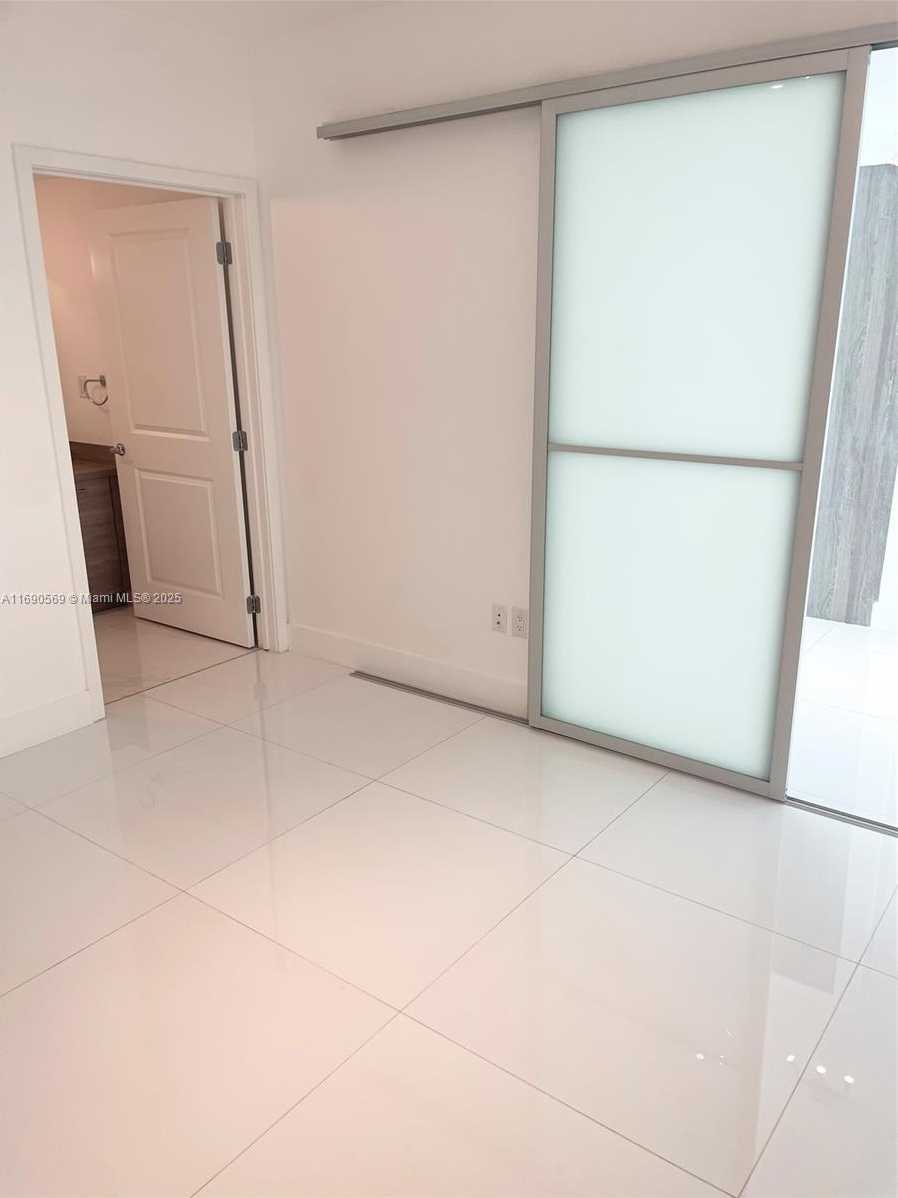 Small Image of 400 SUNNY ISLES BLVD #1002, Sunny Isles Beach Number 16