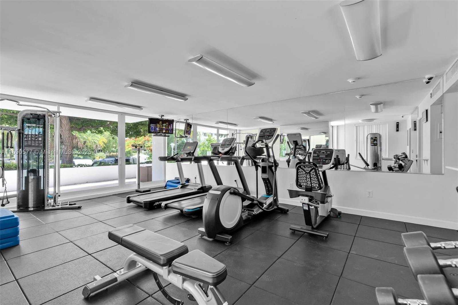 Small Image of 155 OCEAN LANE DR #312, Key Biscayne Number 16
