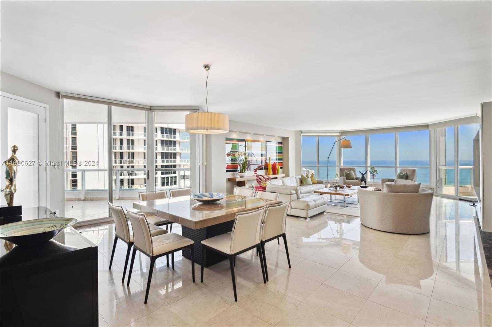 Small Image of 21150 Point Pl, Aventura, FL 33180, USA Number 11