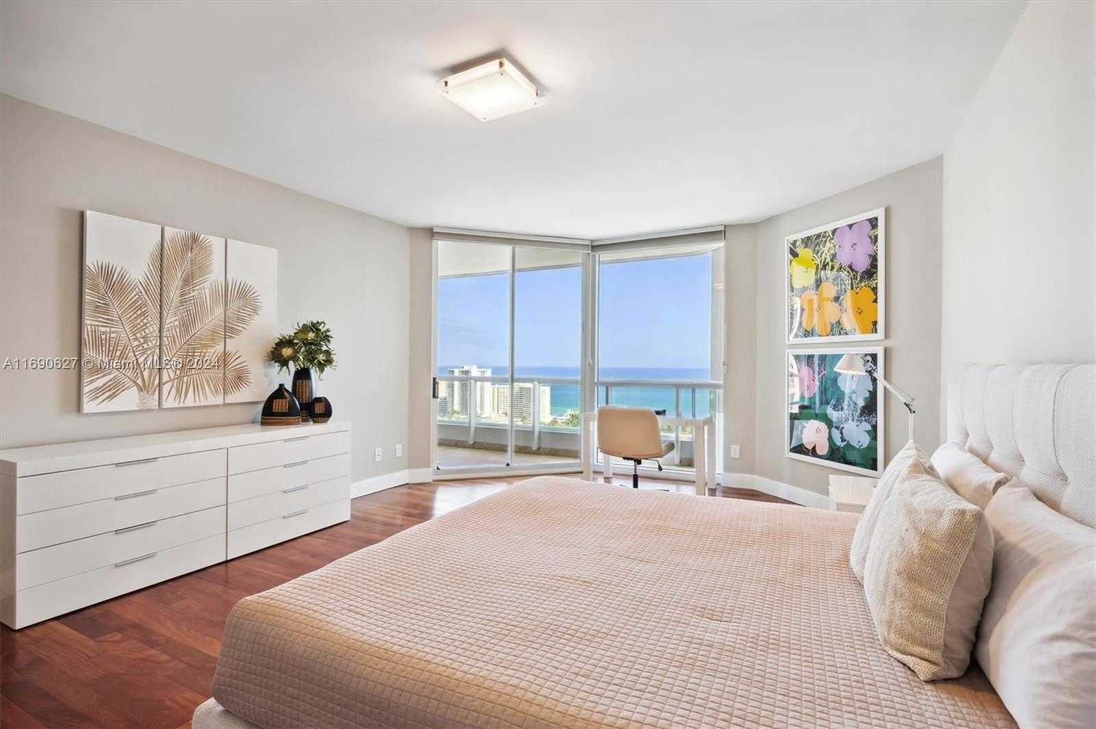 Small Image of 21150 Point Pl, Aventura, FL 33180, USA Number 19