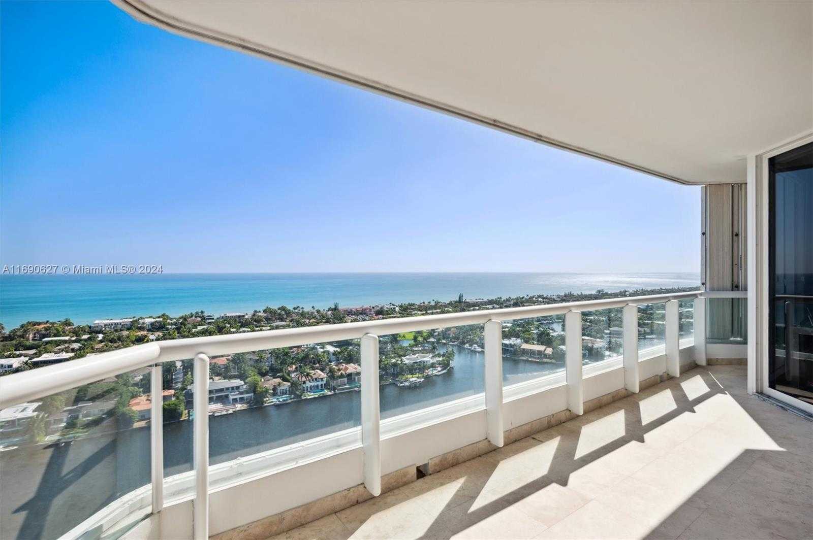 Small Image of 21150 Point Pl, Aventura, FL 33180, USA Number 5