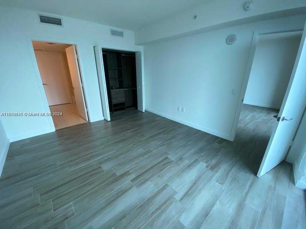 Small Image of 1100 SOUTH MIAMI AVE #2602, Miami Number 5