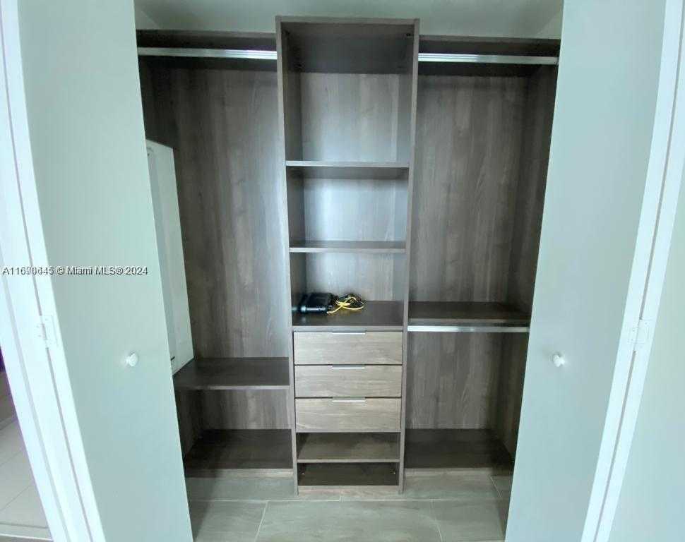 Small Image of 1100 SOUTH MIAMI AVE #2602, Miami Number 6
