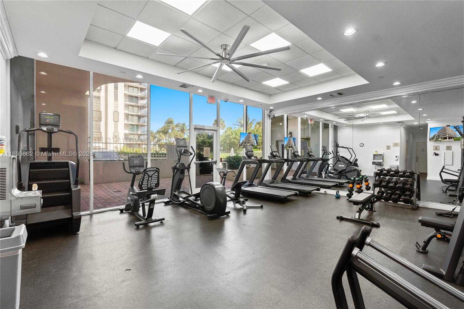 Small Image of 8855 COLLINS AVE #5A, Surfside Number 11