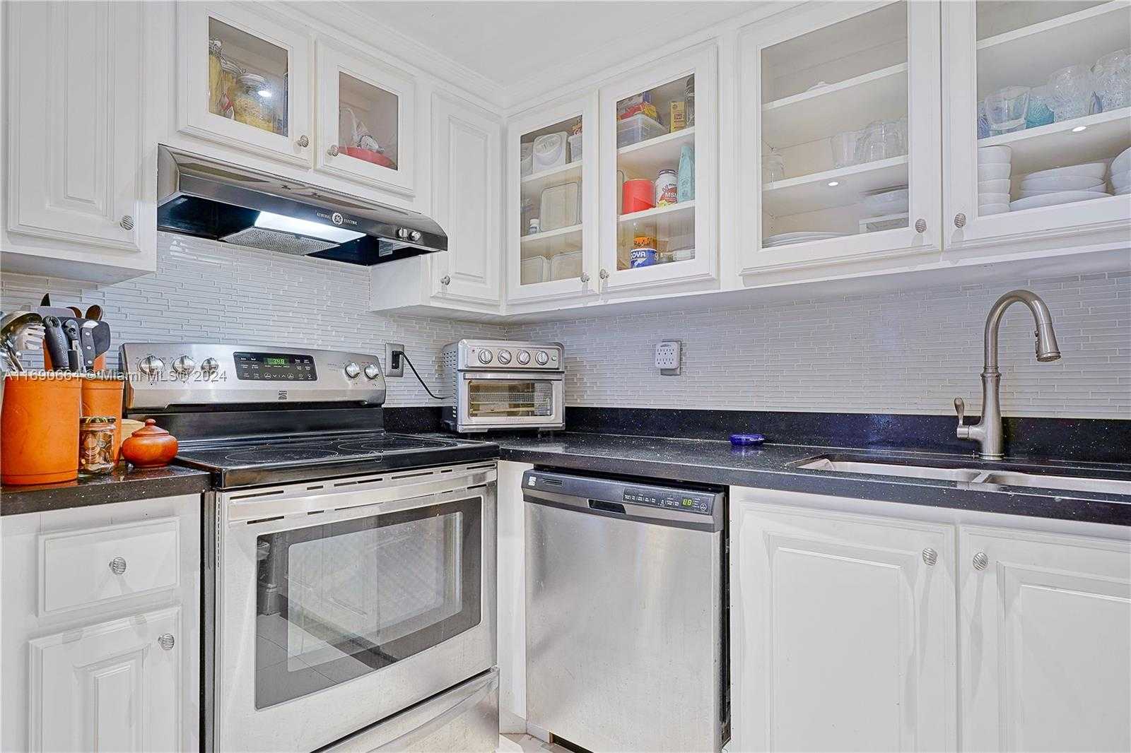Small Image of 780 NORTH EAST 69TH ST #2506, Miami Number 11