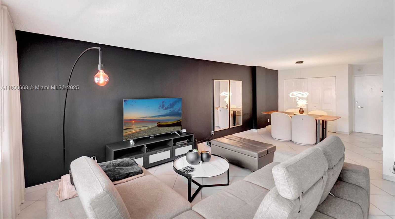 Small Image of 6770 INDIAN CREEK DR #4R, Miami Beach Number 2