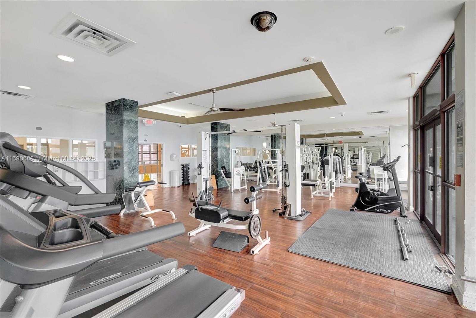 Small Image of 6770 INDIAN CREEK DR #4R, Miami Beach Number 32