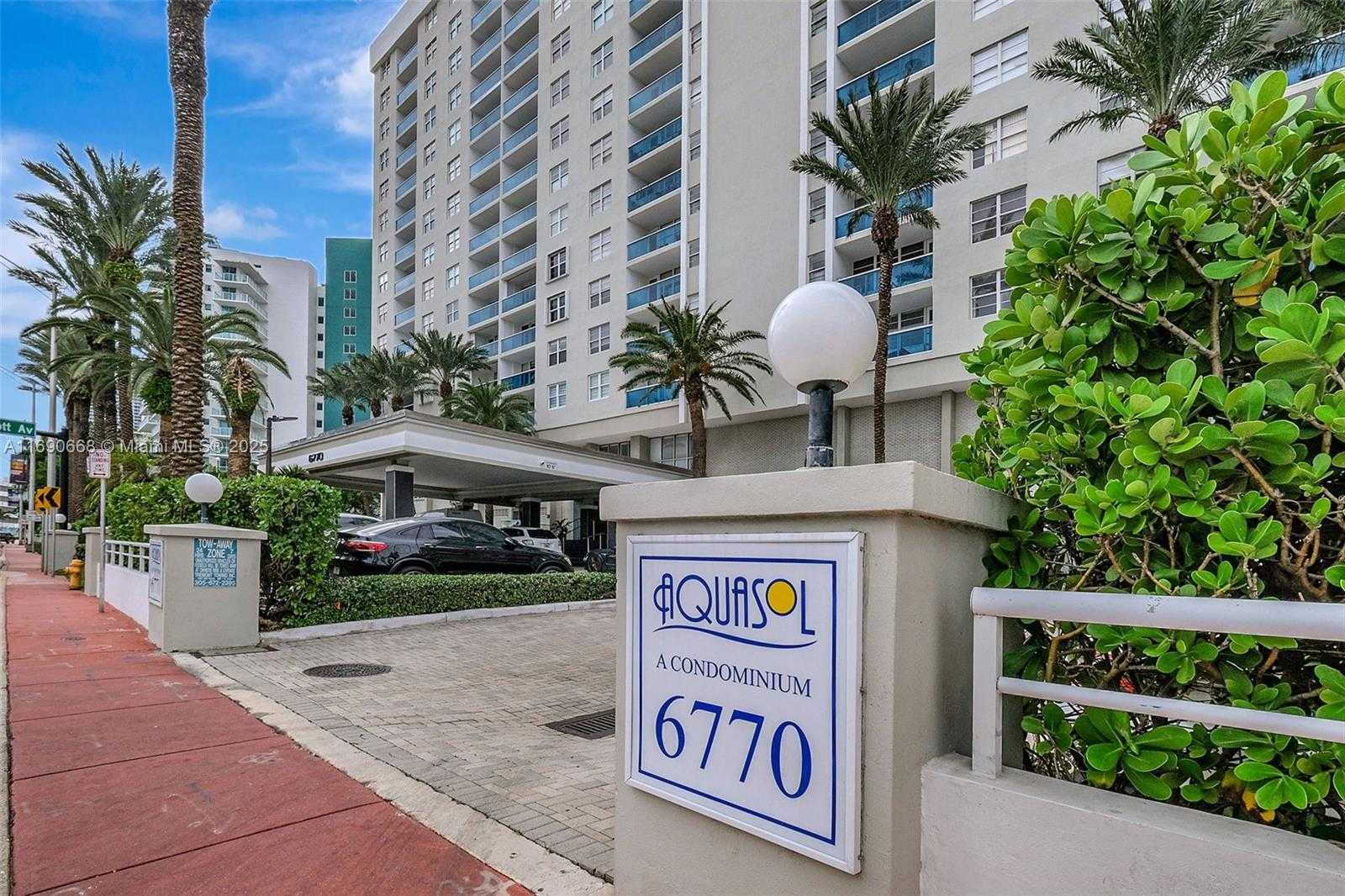 Small Image of 6770 INDIAN CREEK DR #4R, Miami Beach Number 5