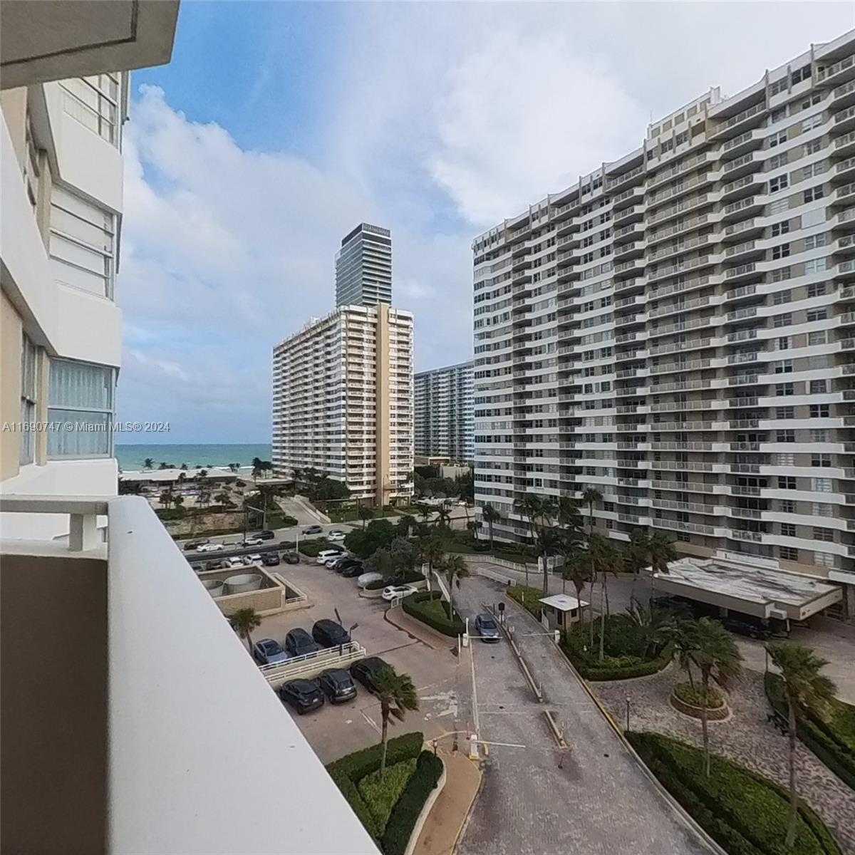 Small Image of 1965 SOUTH OCEAN DR #7E, Hallandale Beach Number 6