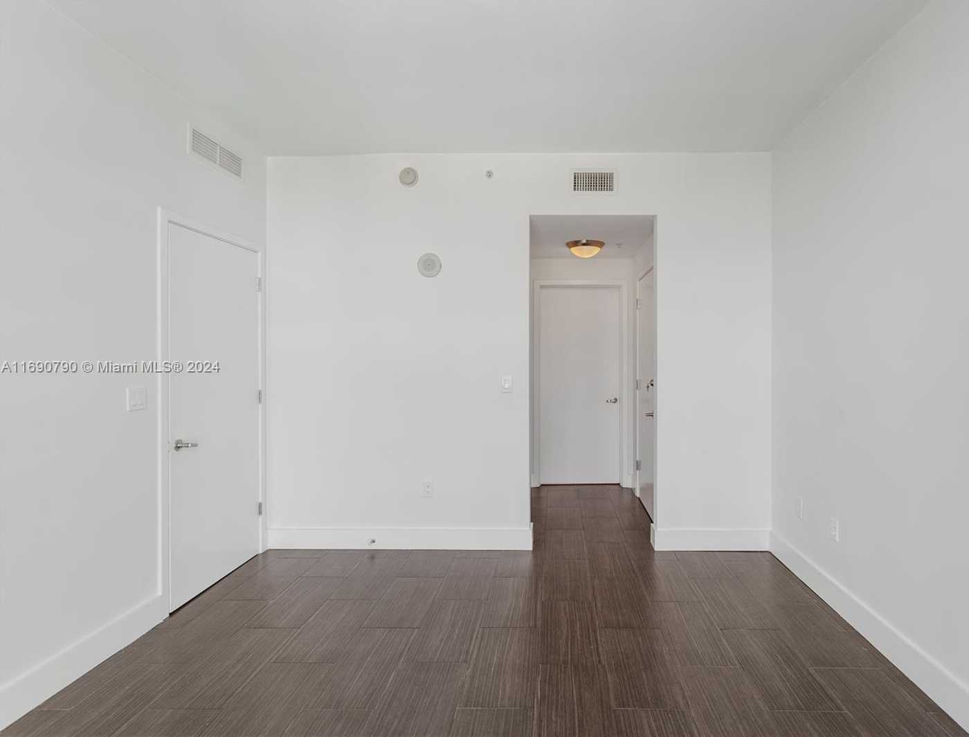 Small Image of 3301 NORTH EAST 1ST AVE #H1704, Miami Number 20