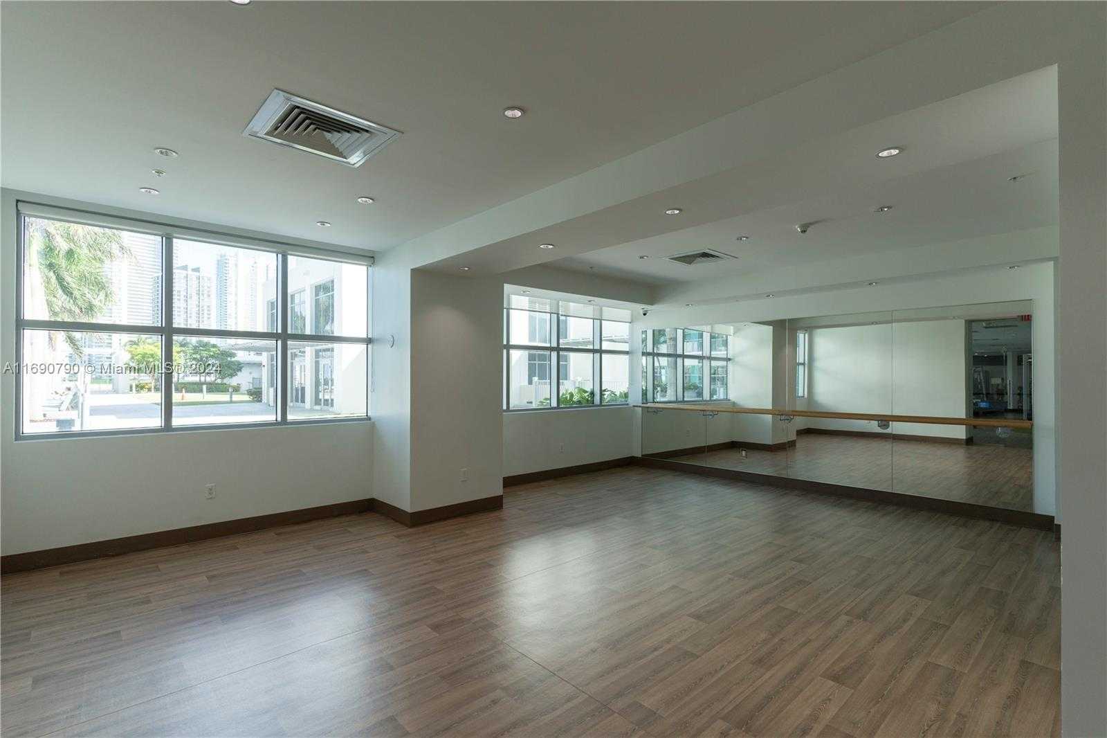 Small Image of 3301 NORTH EAST 1ST AVE #H1704, Miami Number 38