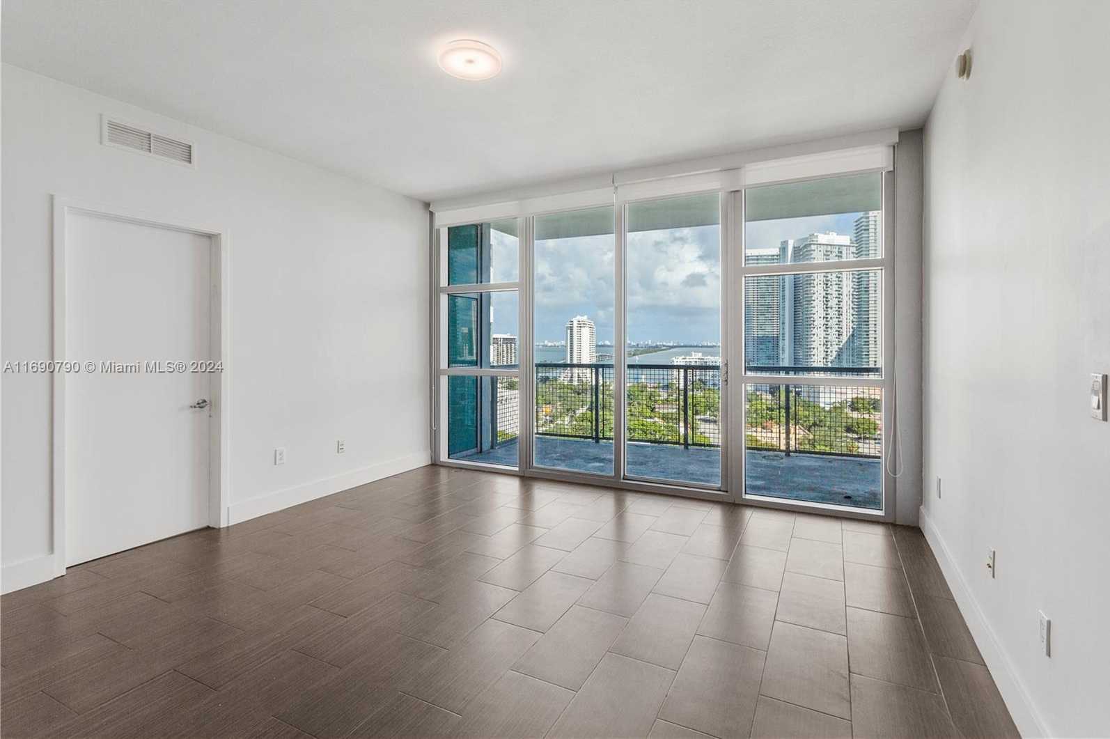 Small Image of 3301 NORTH EAST 1ST AVE #H1704, Miami Number 4