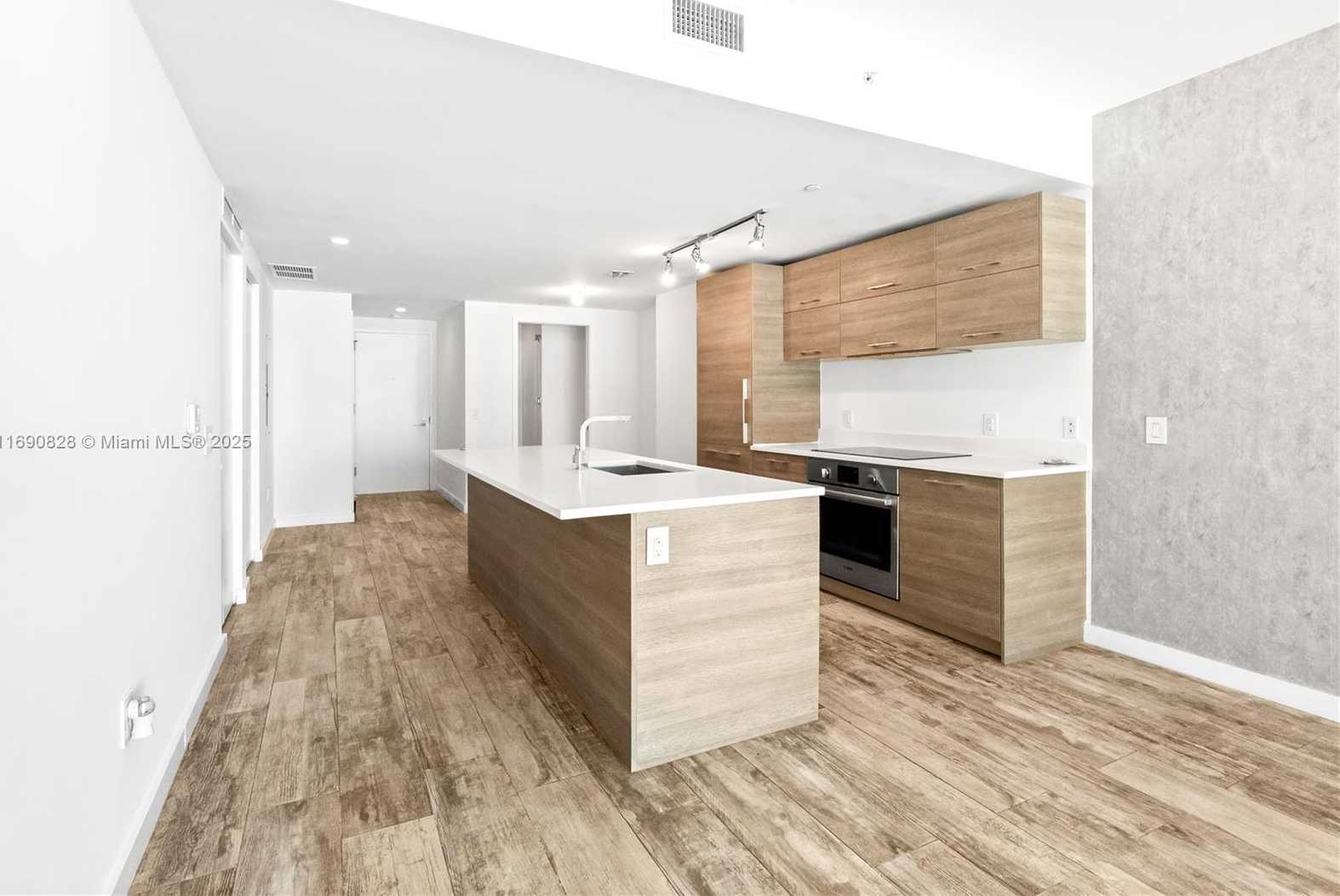 Small Image of 650 NORTH EAST 32ND ST #602, Miami Number 9