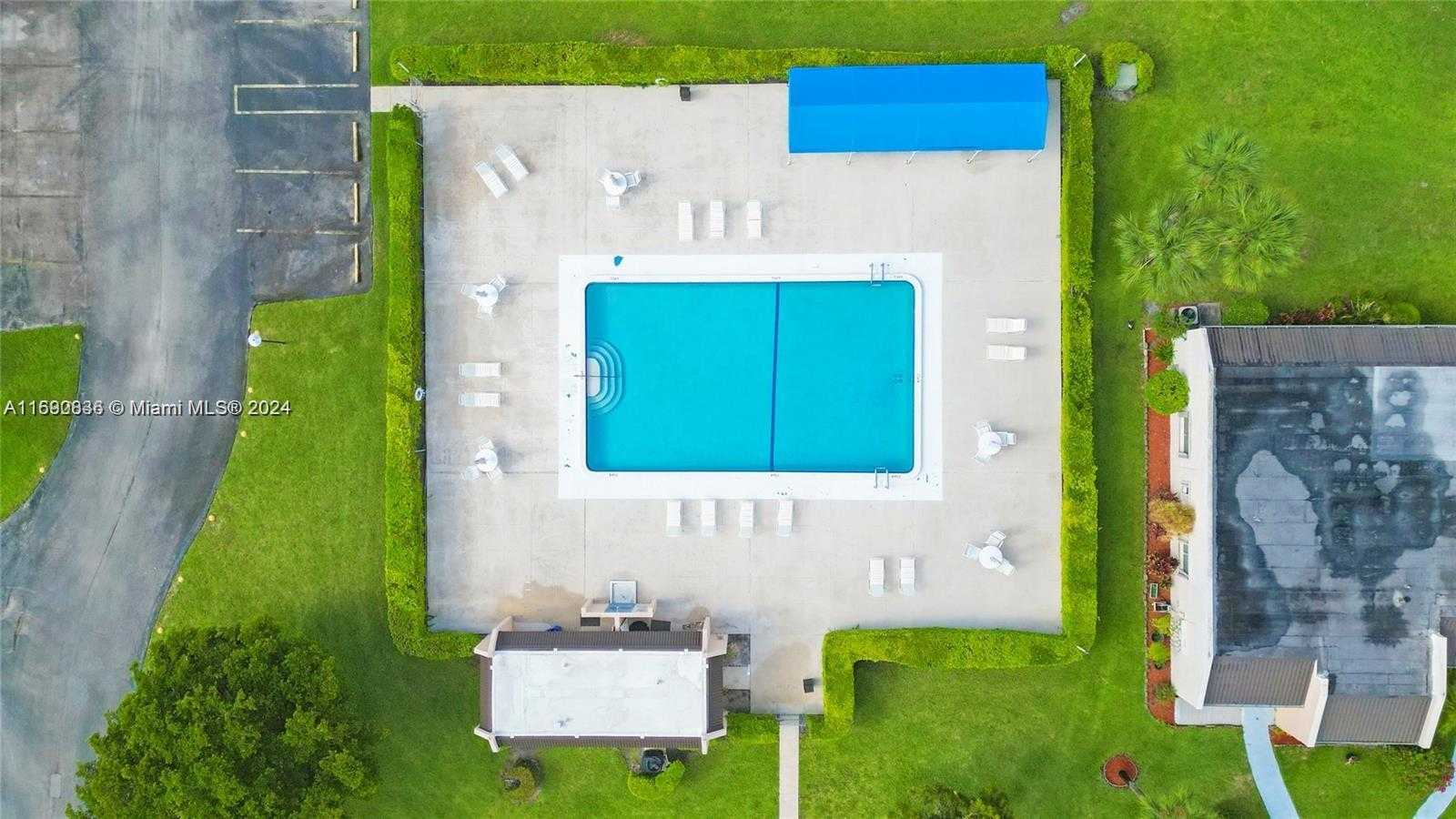 Small Image of 110 LAKE MERYL DR #213, West Palm Beach Number 30