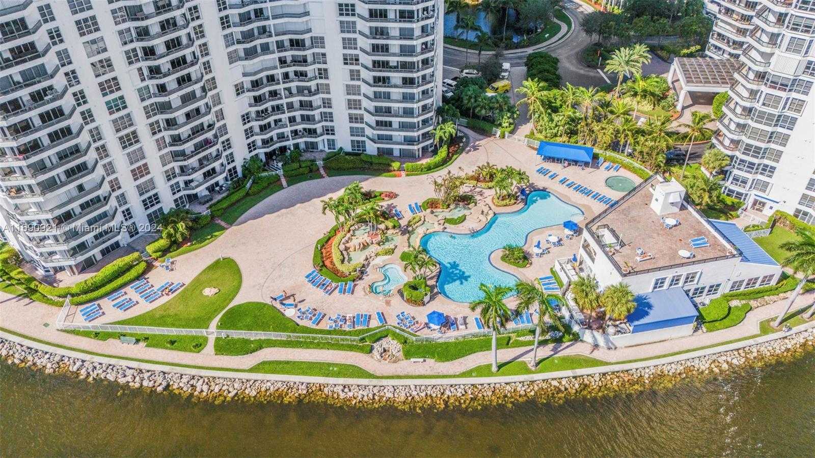 Small Image of 19195 MYSTIC POINTE DR #2309, Aventura Number 22