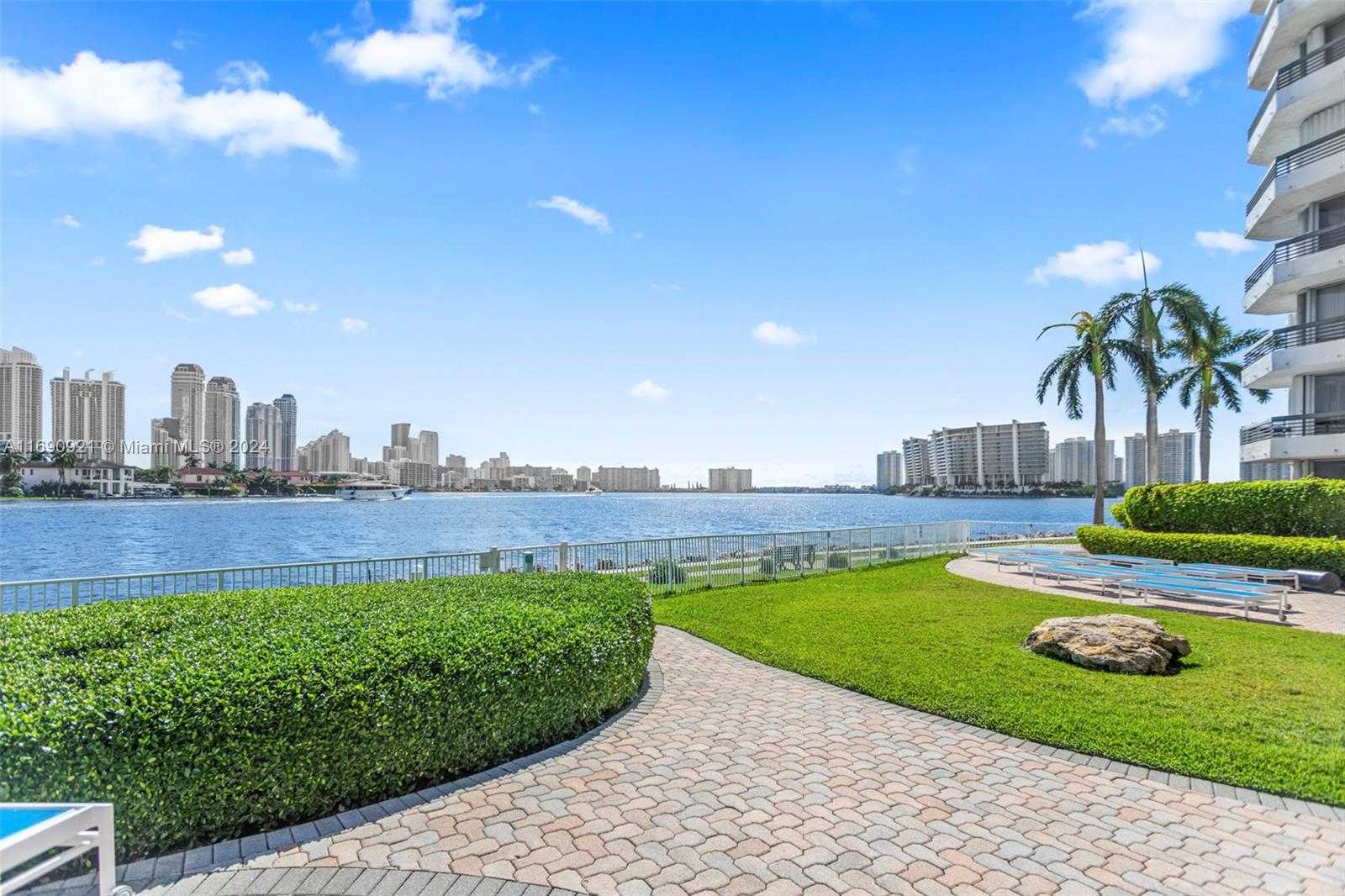 Small Image of 19195 MYSTIC POINTE DR #2309, Aventura Number 23