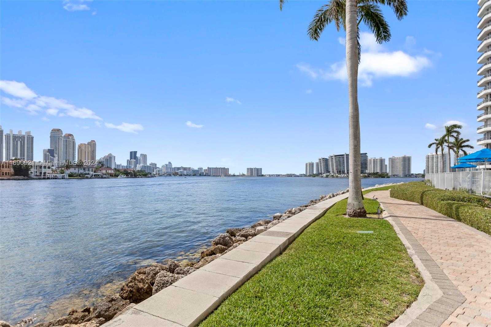 Small Image of 19195 MYSTIC POINTE DR #2309, Aventura Number 24