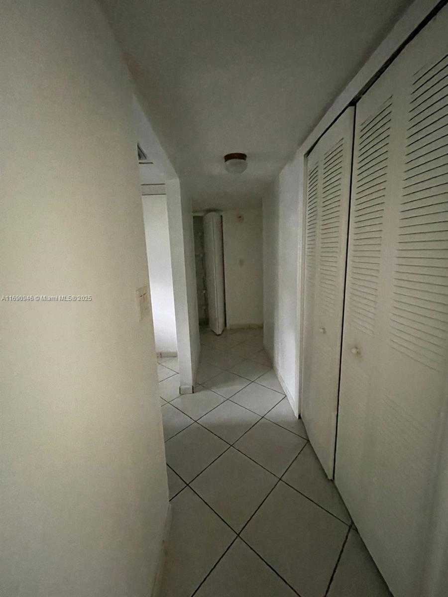 Small Image of 210 NORTH WEST 87TH AVE #L102, Miami Number 12