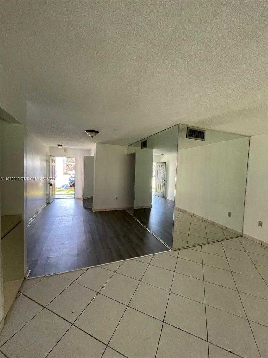 Small Image of 210 NORTH WEST 87TH AVE #L102, Miami Number 16