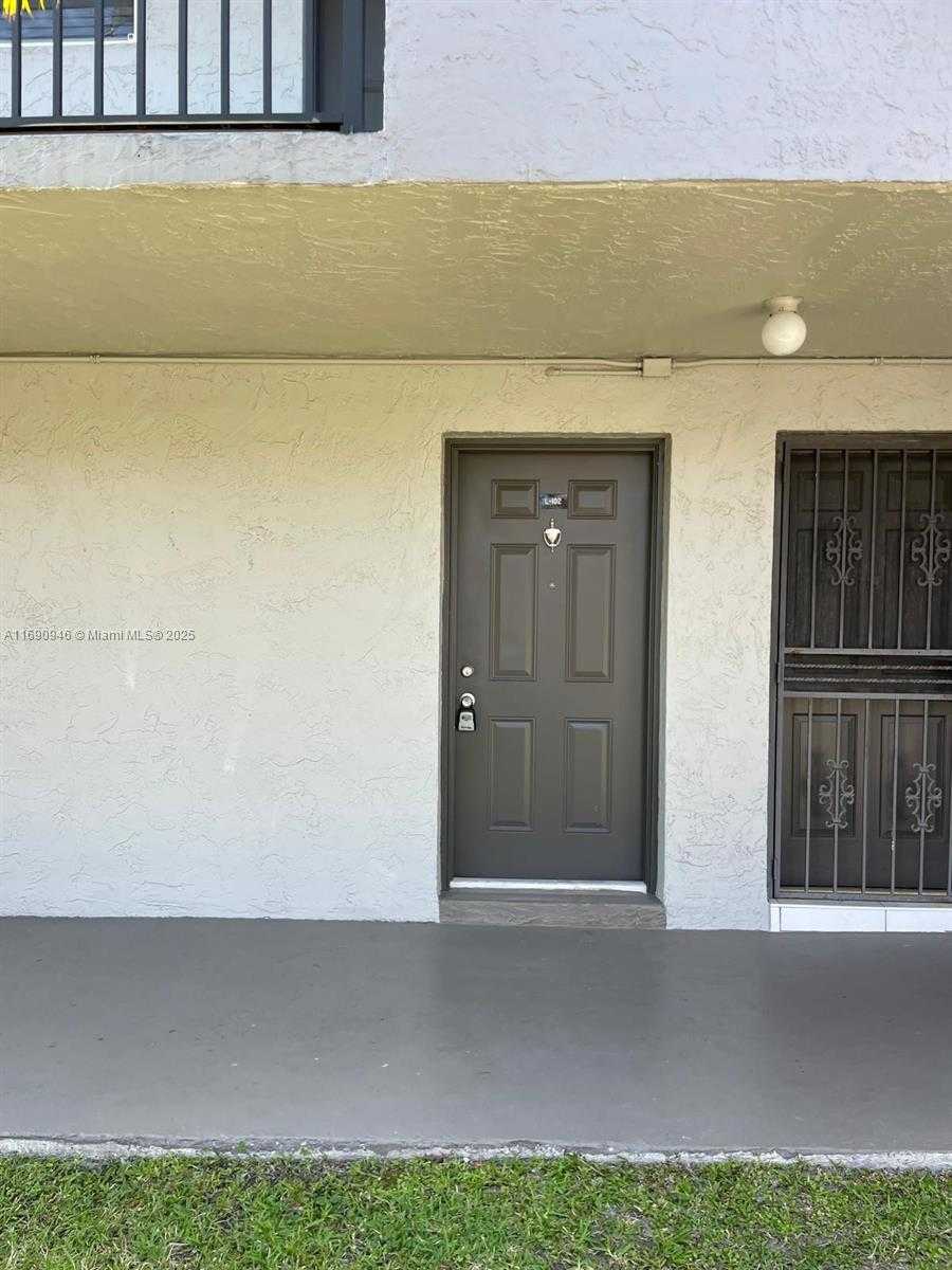 Small Image of 210 NORTH WEST 87TH AVE #L102, Miami Number 3