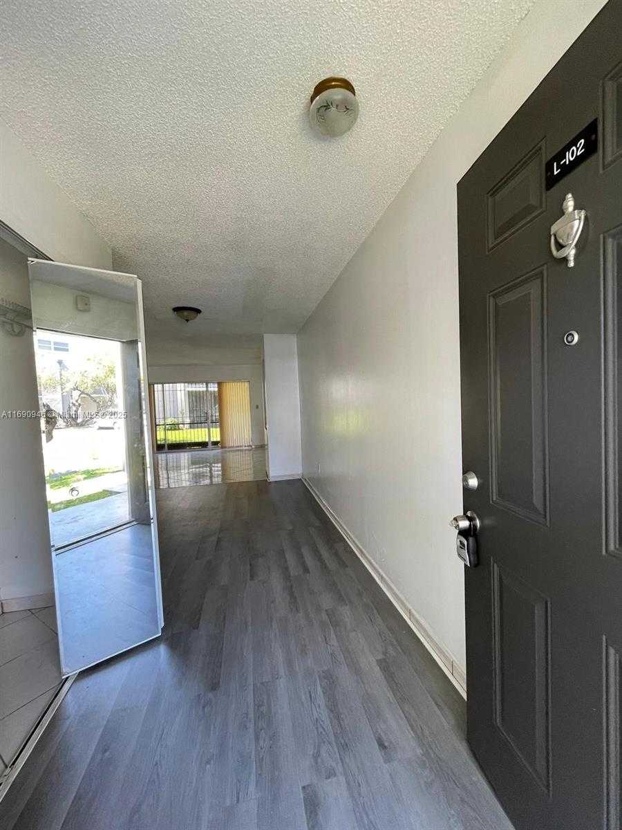 Small Image of 210 NORTH WEST 87TH AVE #L102, Miami Number 6