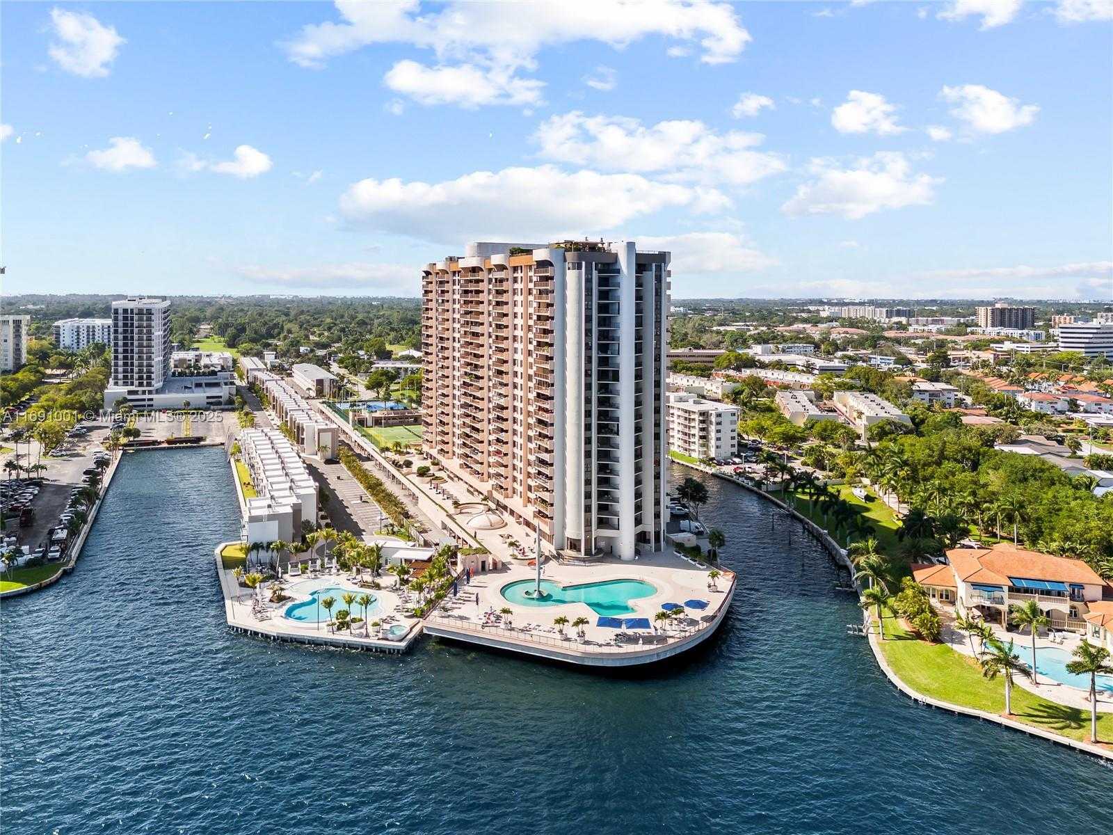 Small Image of 1800 NORTH EAST 114TH ST #811, Miami Number 2