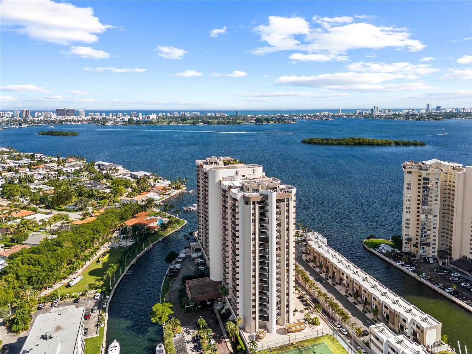 Small Image of 1800 NORTH EAST 114TH ST #811, Miami Number 3